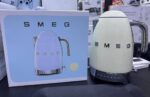 Электрический чайник Smeg KLF04CREU кремовый — изображение 2