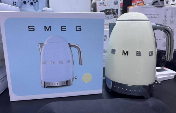 Электрический чайник Smeg KLF04CREU кремовый — изображение 2